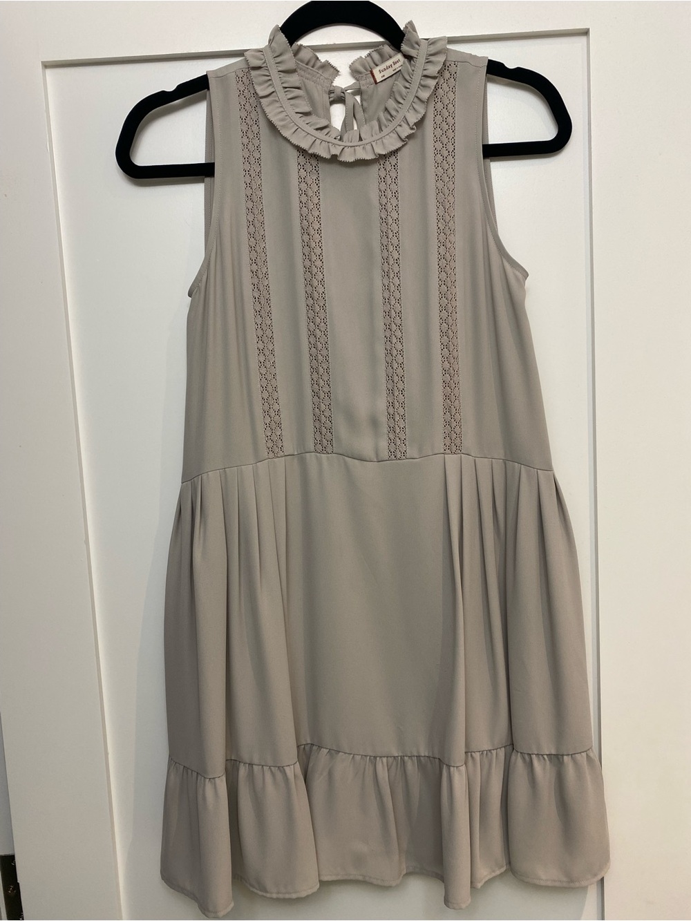 Sunday Best Raleigh Dress - Picture 2 of 12
